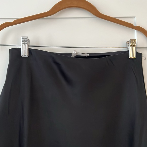 SOLD Mango black maxi skirt size S - Picture 3 of 8